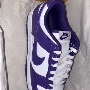 Nike dunk low championship purple size:9.5 (nike) (Jordan 1)